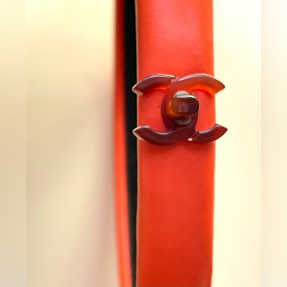 Vintage Chanel CC Logo Turnlock Headband - Picture 9 of 9